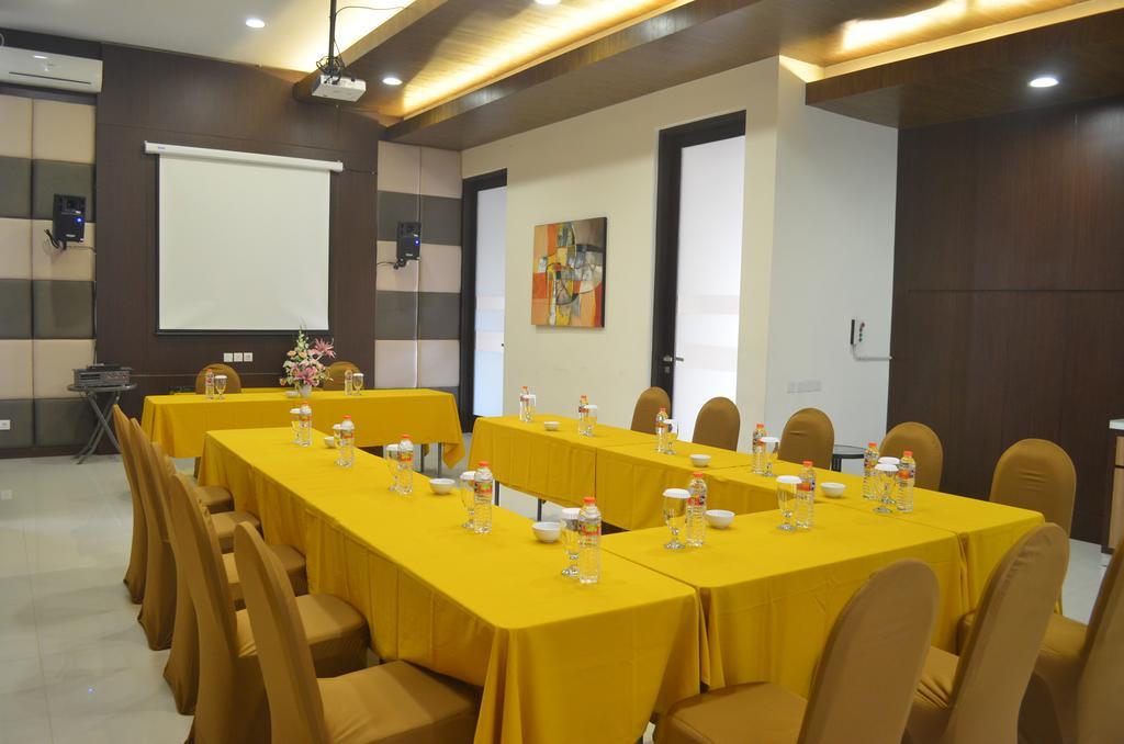 Sweet Garden Guest House Malang Exterior foto